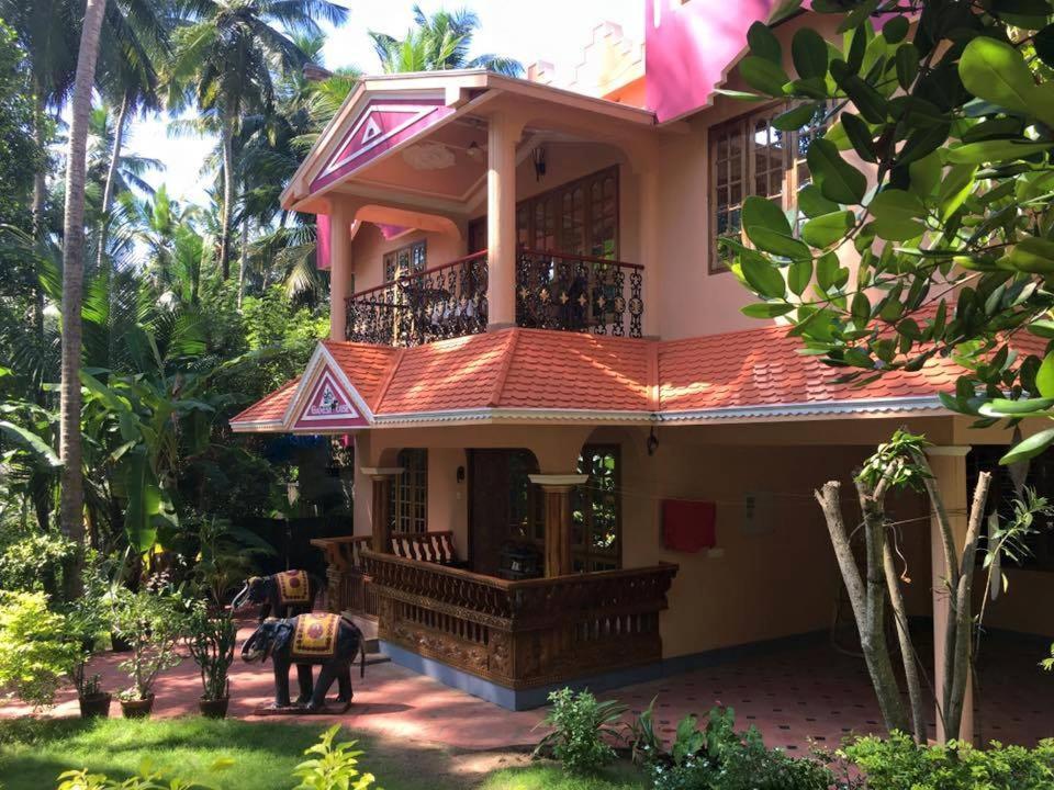 Ganesh House Ayurveda Homestay Kovalam Exteriör bild